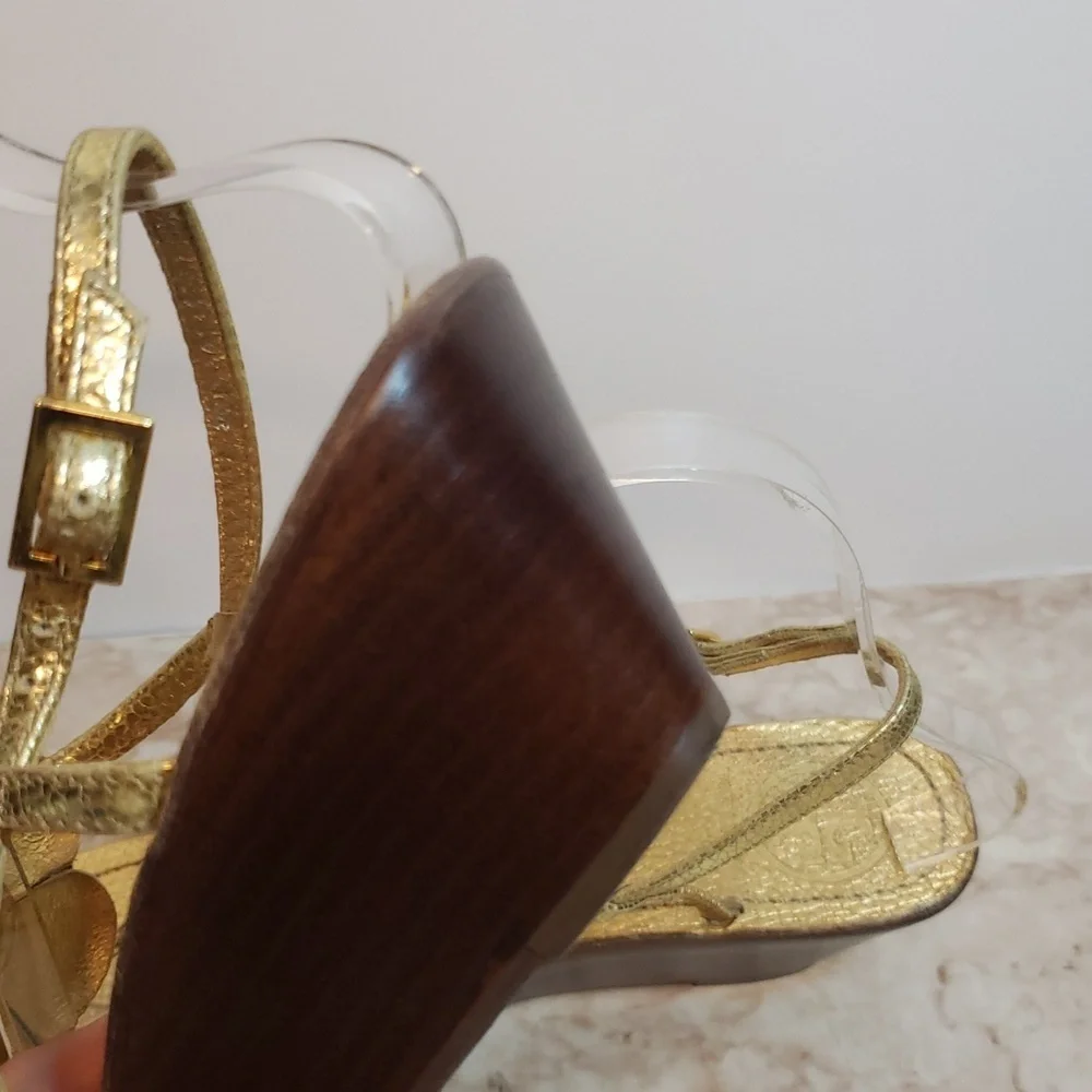 Tory Burch Gold Toe Hook Slingback Wedges Women's Sandals Size 7.5